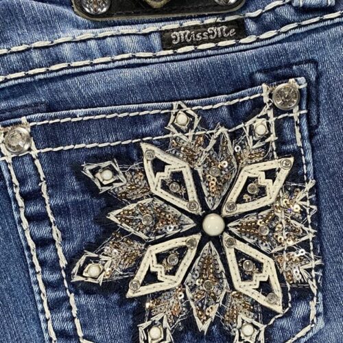 Miss Me Mid-Rise Jeans - 26