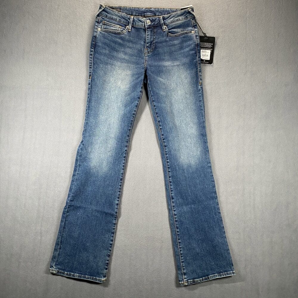 True Religion Mid-Rise Bootcut - 29 - Image 2