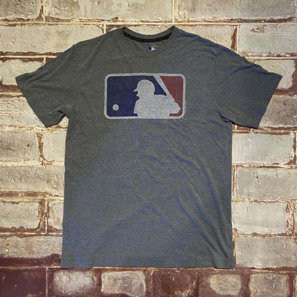 MLB Logo T-Shirt - L