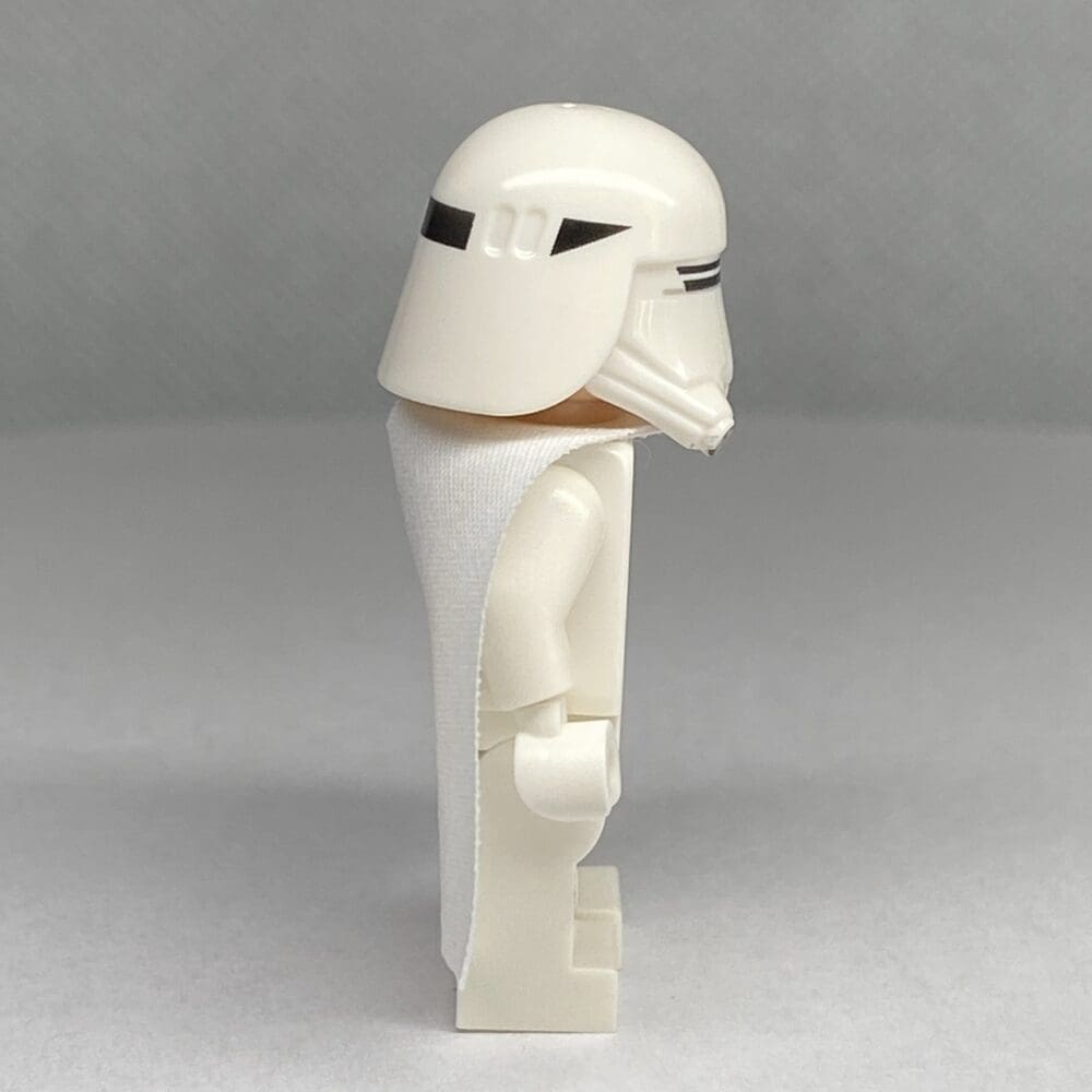 Lego Star Wars Minifigure First Order Snow Trooper - Image 2