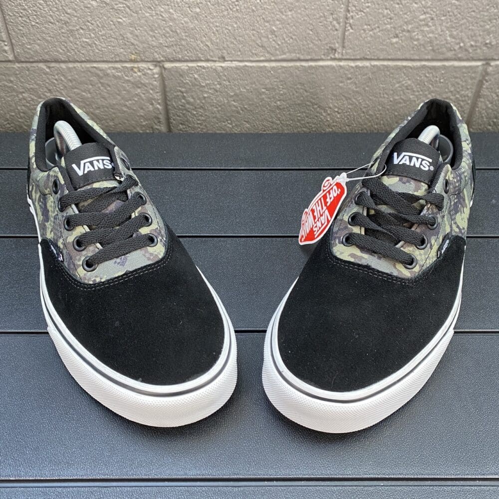 Vans Doheny Camo Shoes - 9.5 - Image 2