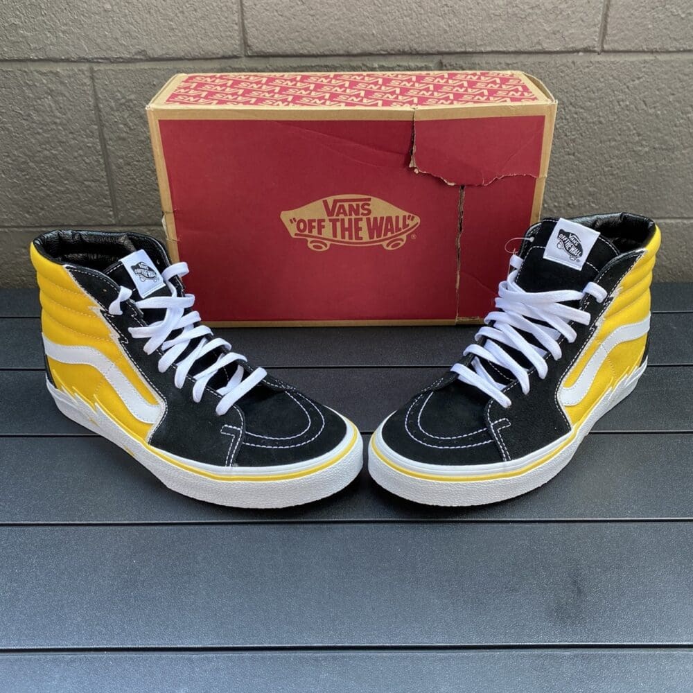 Vans Sk8-Hi Bolt Shoes - 10.5 - Image 2